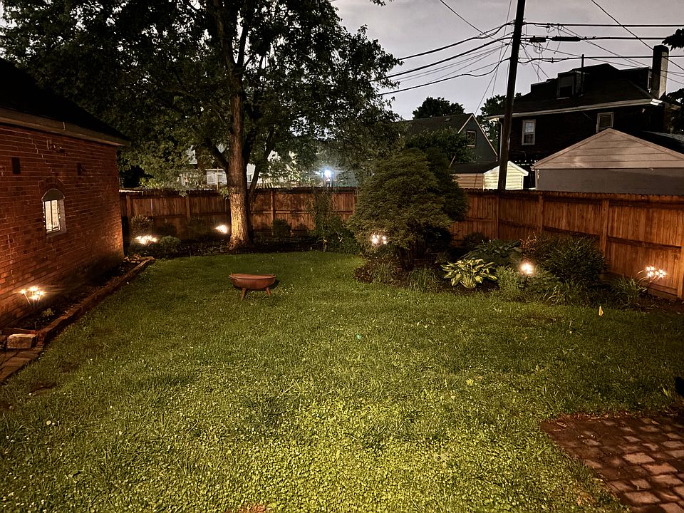1st image of 131 N Nelson Rd