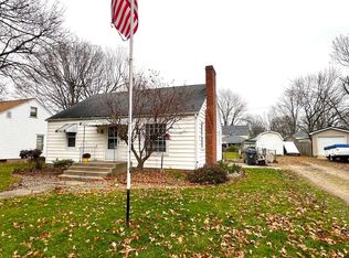 209 1st St, Sturgis, MI 49091