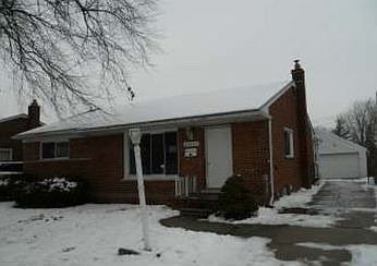 1st image of 24624 Orangelawn Ave
