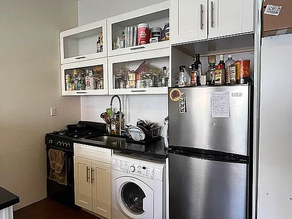 3rd image of 350 Broadway #3A