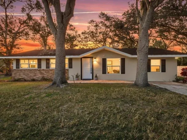 2415 Sutton Rd, Lakeland, FL 33810