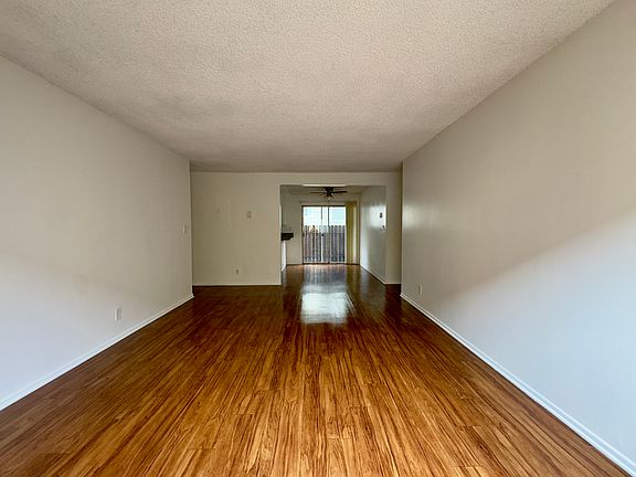 5th image of 6108 Hazelhurst Pl APT 4