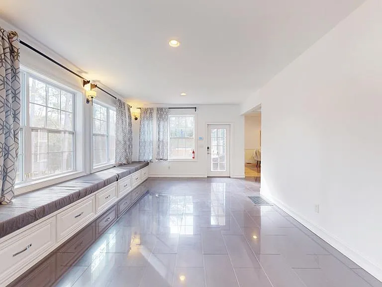 100 Sweetbriar Lakes Dr — Photo 47