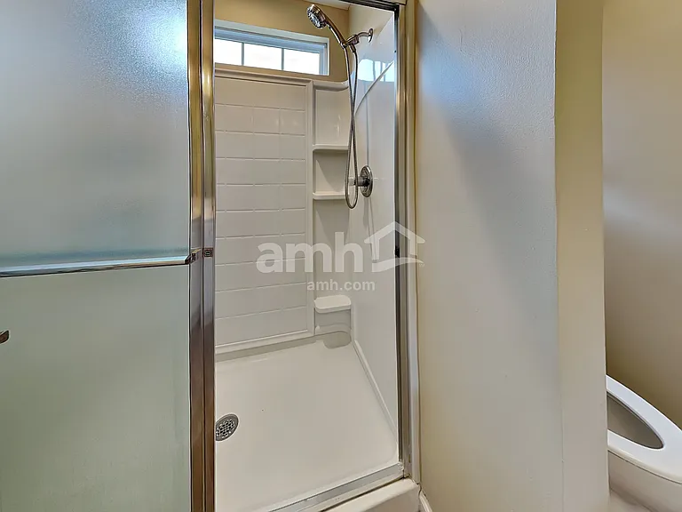 407 Windham Ct — Photo 13