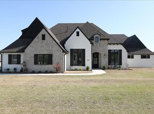 8612 E 105th St N, Owasso, OK 74055