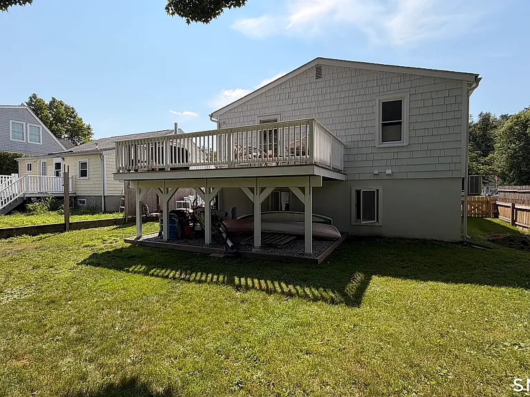 19 Hale St #1 — Photo 15