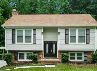 941 Foxborough Rd, Charlotte, NC 28213