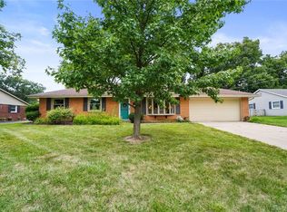 75 S Johanna Dr, Dayton, OH 45458