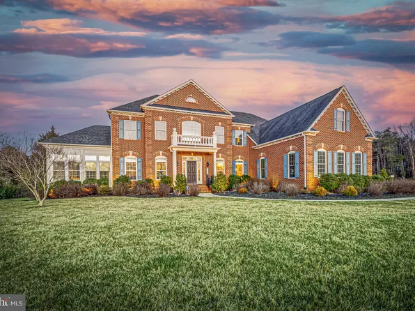 1693 Hunting Crest Way, Vienna, VA 22182