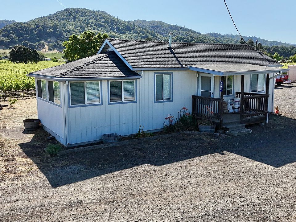 1st image of 6061B Solano Ave