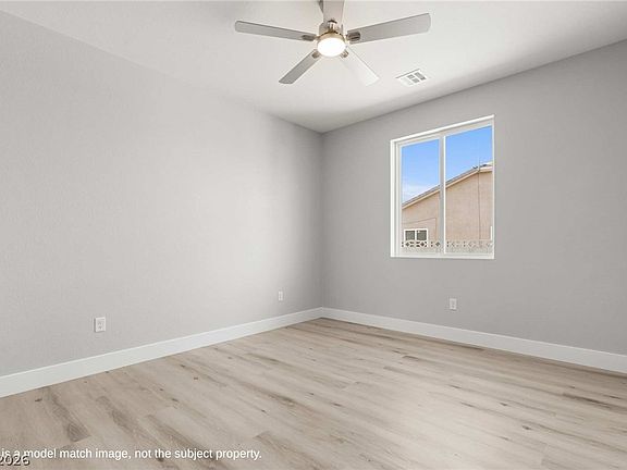 4th image of 1800 Cypress Point Ct