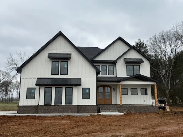 8424 Lascassas Pike, Lascassas, TN 37085