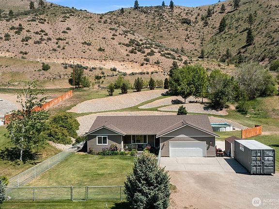 2nd image of 6132 Entiat River Road