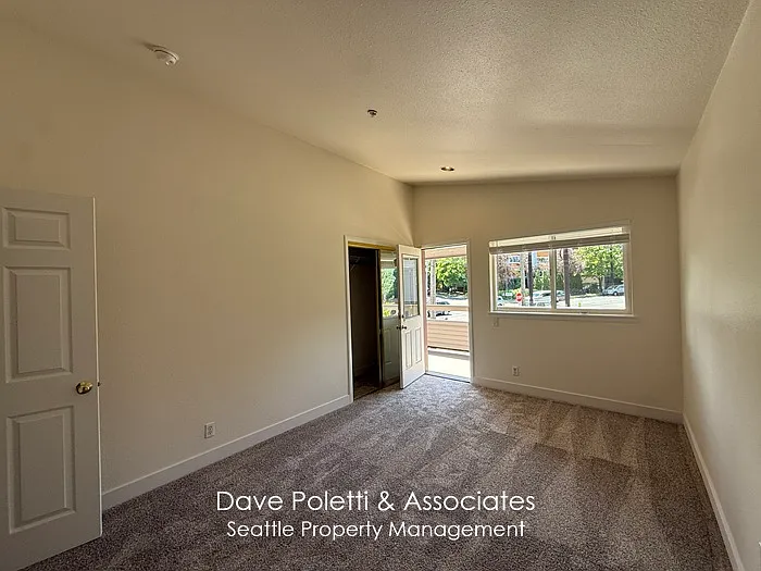 555 NE Ravenna Blvd #6506 — Photo 14