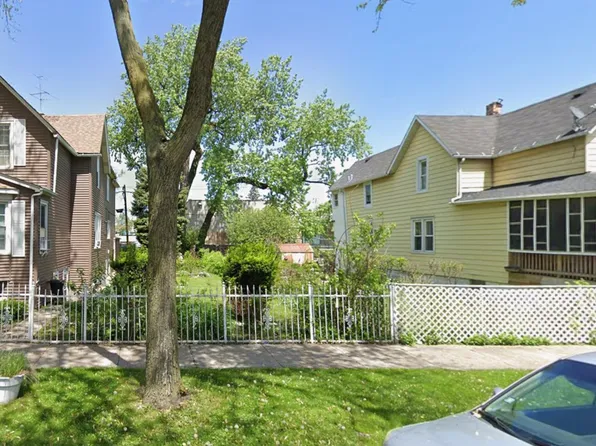 4635 W Erie St, Chicago, IL 60644