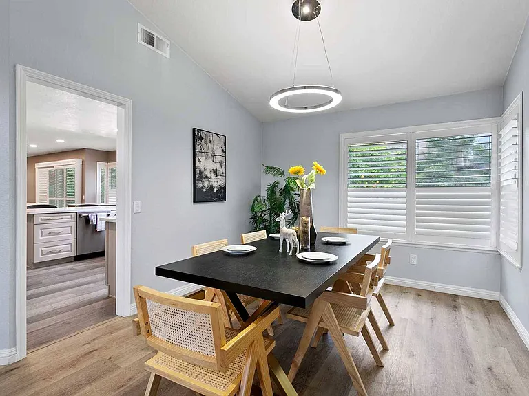 917 S Easthills Dr #917 — Photo 26