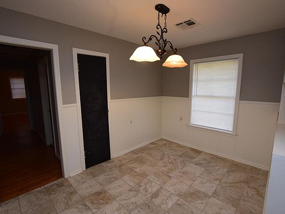 5th image of 806 McKinley St