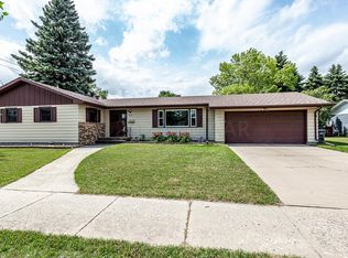 2315 14th St S, Moorhead, MN