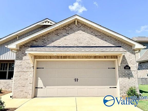 5th image of 205 Emma Harris Cir
