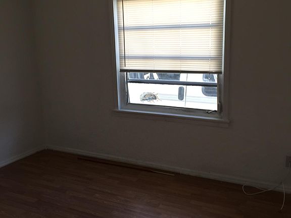 5th image of 1150 Bryn Mawr Dr