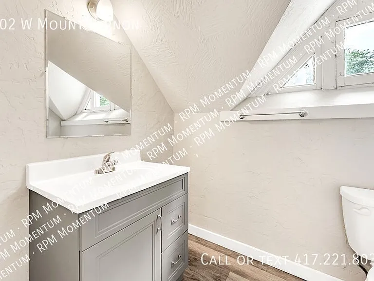 802 W Mount Vernon St — Photo 22