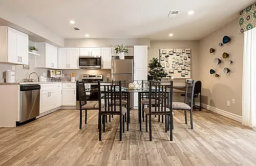 Stonegate Furnished Apartments — Photo 47