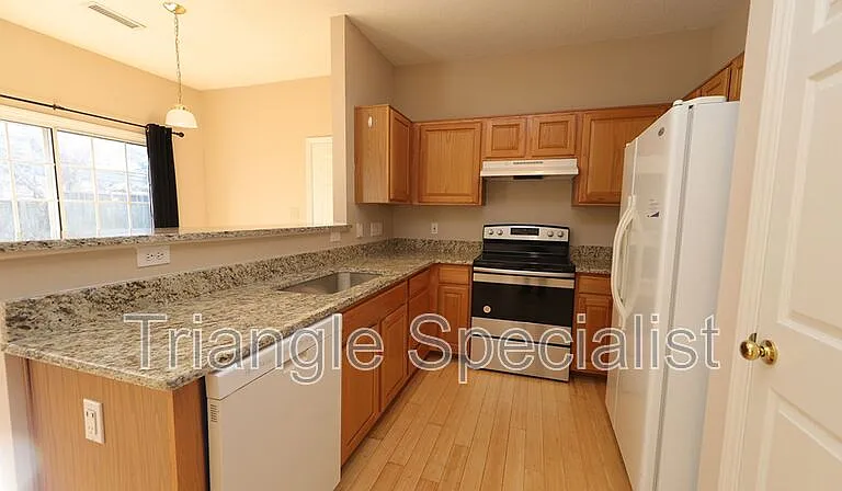 5305 Pitch Pine Ct — Photo 4