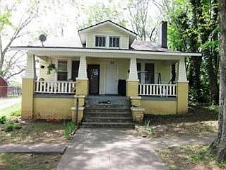 1st image of 117 S Dewey Roberts Sr St