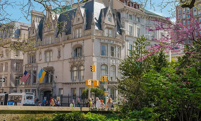 Rented by Luxian International Realty LLC | media 58