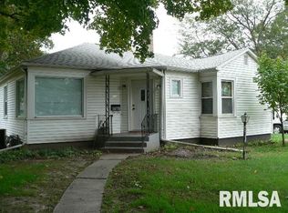 518 4th St, Lacon, IL 61540