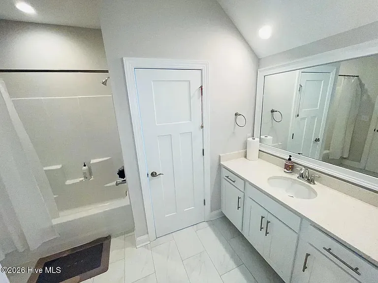 205 E Barred Owl Dr — Photo 20