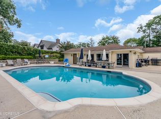 455 W Lincoln Ave, Oakhurst, NJ