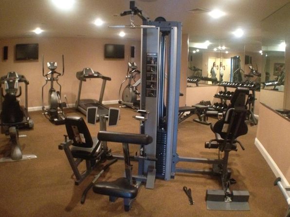90 Park Ave APT 201, Park Ridge, NJ 07656