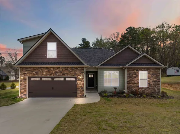 615 Spearman Rd, Pelzer, SC 29669