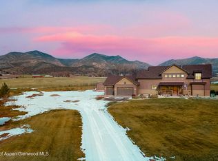 399 N Meadow Dr, Rifle, CO 81650