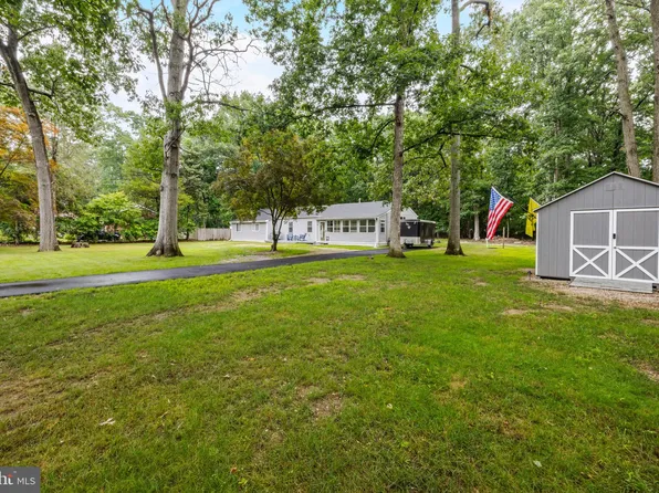 1614 Atlantic Ave, Williamstown, NJ 08094