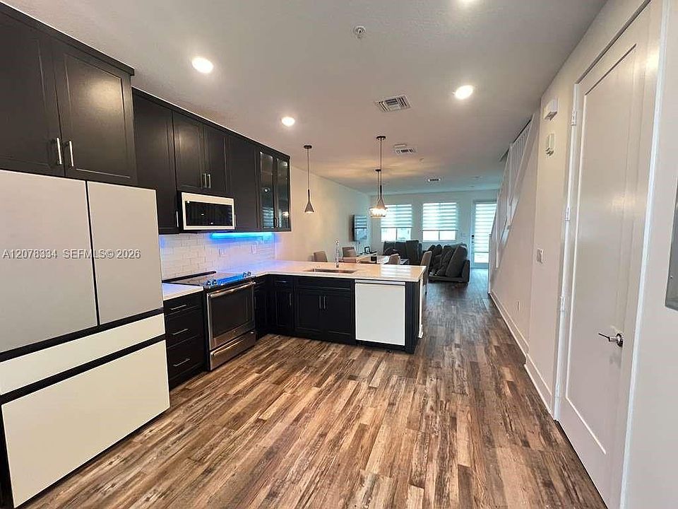 1st image of 10229 NW 64th Ter APT 101