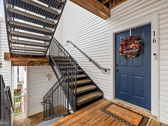 5th image of 16 Hawk Rise Ln #204