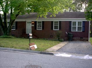 15 Bethel Rd, Newport News, VA 23608