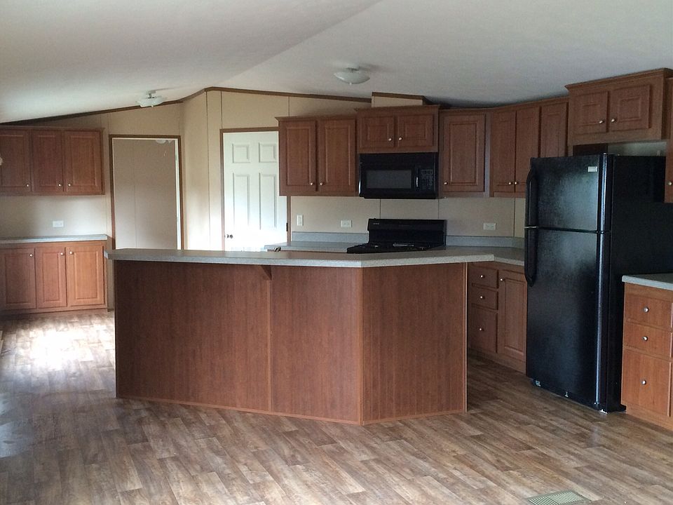 Spacious open kitchen