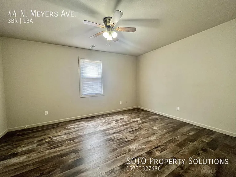 44 N Meyers Ave — Photo 21