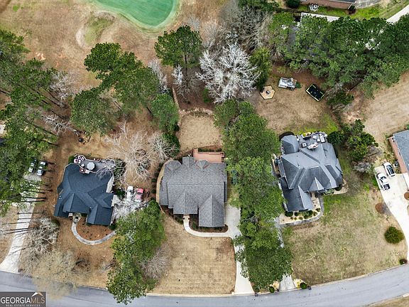 4th image of 156 Cambridge Way