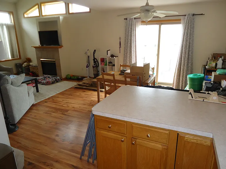 1650 Wellington Ln — Photo 5