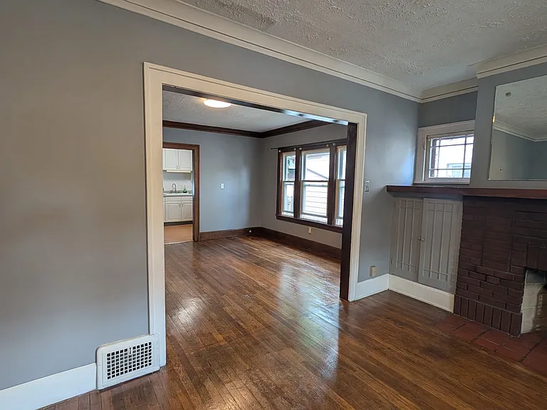 10710 Florian Ave #1 — Photo 4