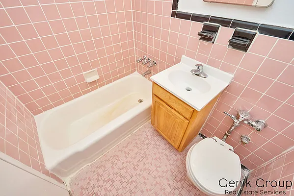 Rented by Genik Group Corp | media 3