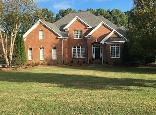 5704 Cape Fox Dr, Oak Ridge, NC 27310