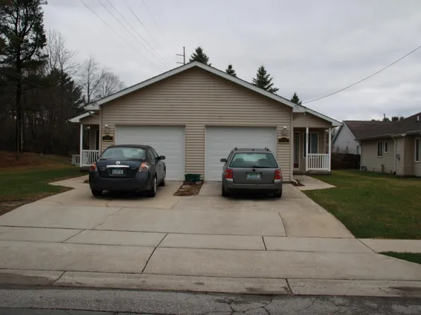 4719 Russell St, Midland, MI 48640