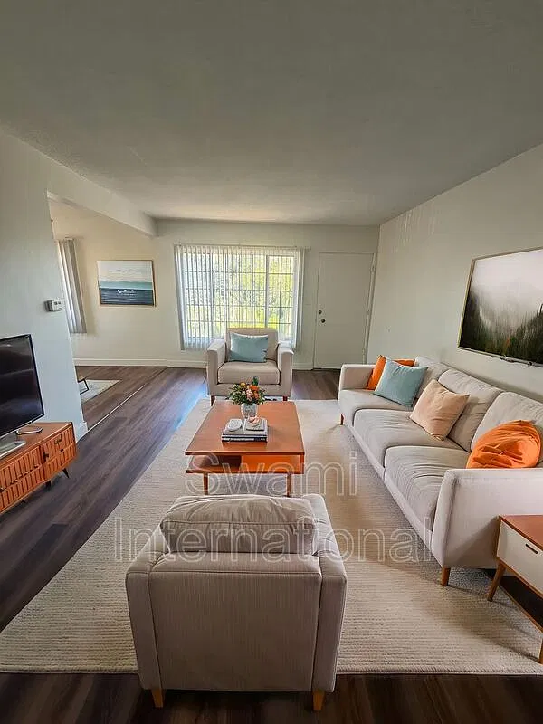 1 bed, 1.0 bath, 615 sqft, $1,750 — Photo 2