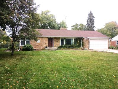 1629 Ridgewood Ln S, Saint Paul, MN, 55113