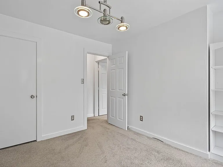 119 Inland View Dr — Photo 9